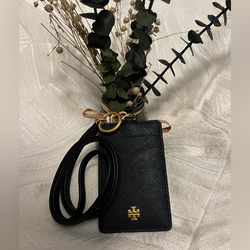 Tory Burch Emerson Lanyard (Navy)